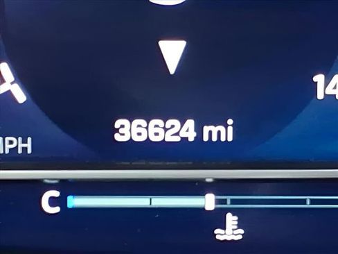 Used 2023 Chevrolet Tahoe LT image 34