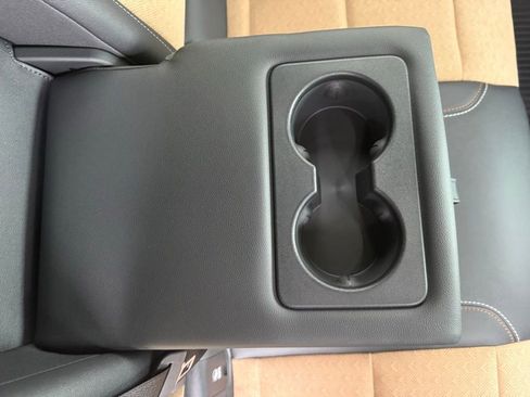 New 2026 Chevrolet Equinox ACTIV w/ Safety and Technology Package FWD image 17