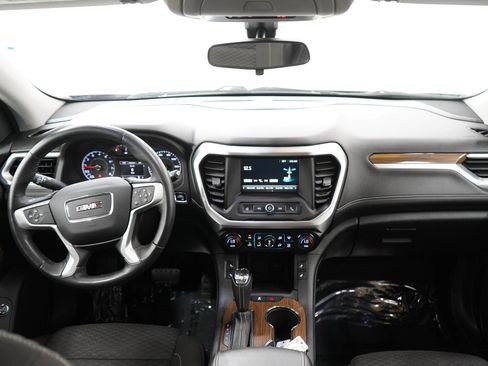 Used 2018 GMC Acadia SLE AWD/4WD image 14