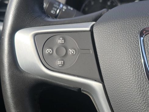 Used 2019 GMC Acadia SLT w/ Black Edition image 30