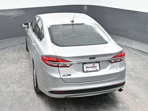 Used 2018 Ford Fusion SE image 23