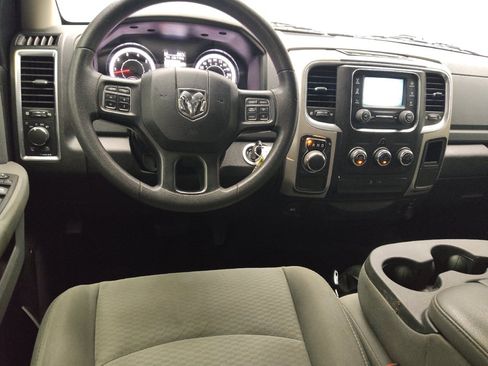 Used 2020 RAM 1500 Classic SLT RWD image 22