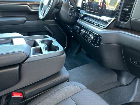Certified 2026 GMC Sierra 1500 Elevation AWD/4WD image 16