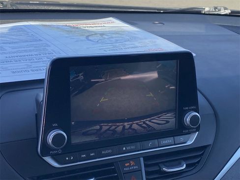 Used 2025 Nissan Altima 2.5 S image 28