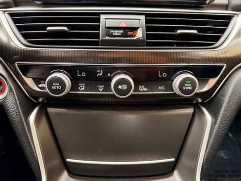 Used 2022 Honda Accord Sport image 29
