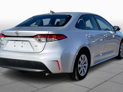 Used 2024 Toyota Corolla LE image 12