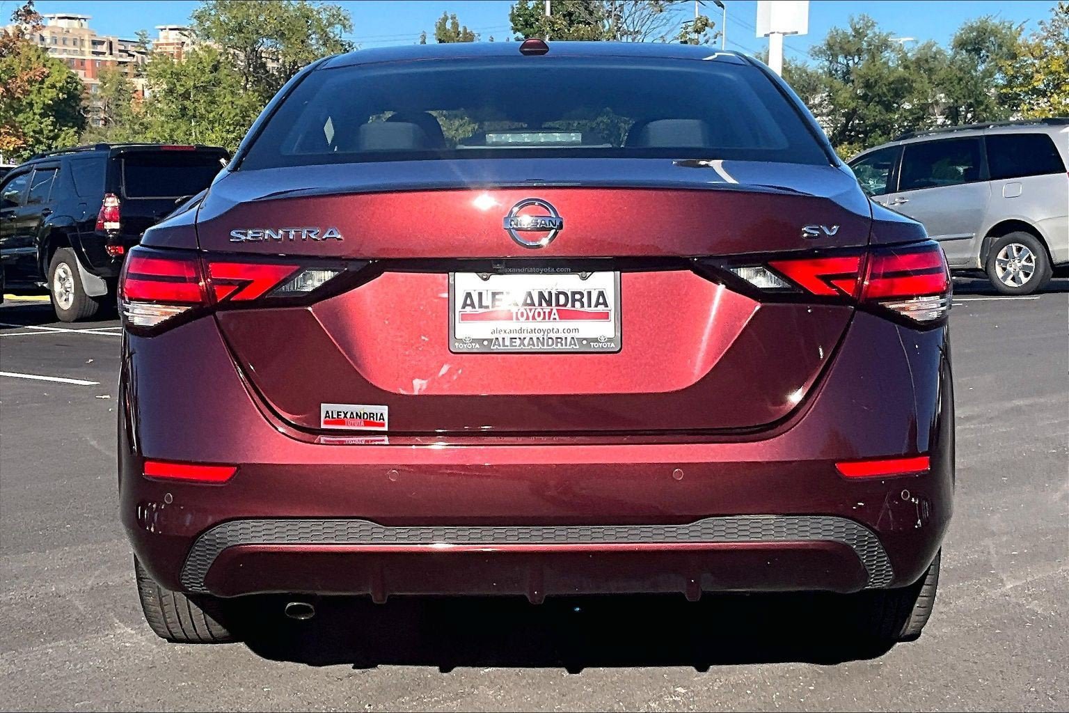 Used 2023 Nissan Sentra SV FWD image 4