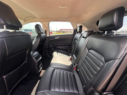 Used 2020 Ford Edge SEL FWD image 14