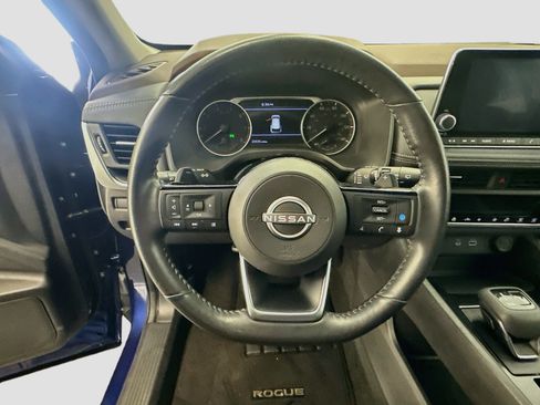 Used 2023 Nissan Rogue SV w/ SV Premium B Package AWD/4WD image 18