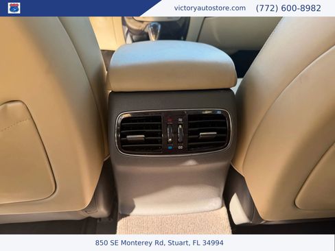 Used 2011 Hyundai Genesis 3.8 w/ Premium Navigation Pkg 3 image 43