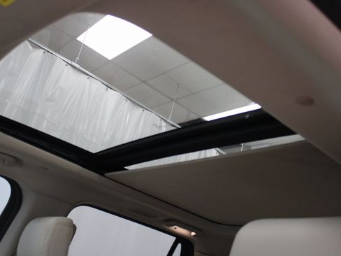 Used 2021 Ford Expedition Max Platinum image 11