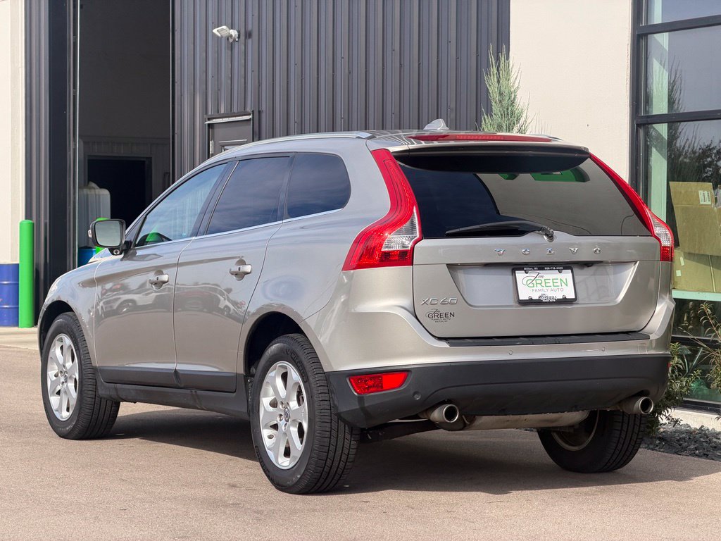 Used 2013 Volvo XC60 3.2 Platinum FWD image 3