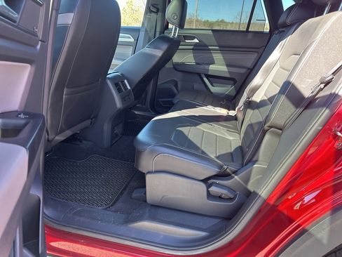 Used 2021 Volkswagen Atlas Cross Sport SEL Premium image 7