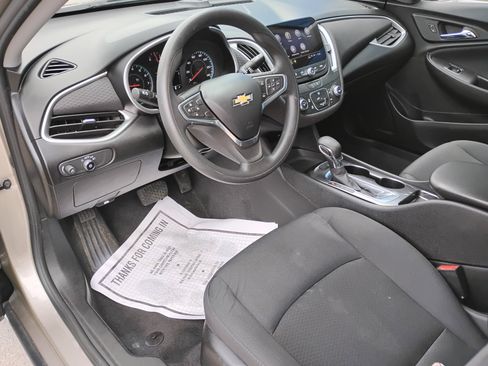 Used 2022 Chevrolet Malibu LS FWD image 22