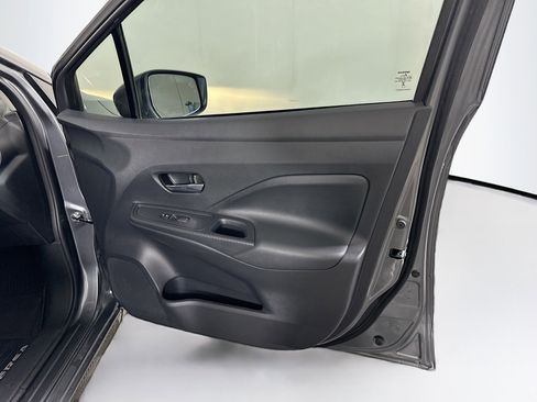 Used 2024 Nissan Versa SV w/ Trunk Package FWD image 29