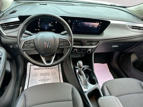 Used 2024 Buick Encore GX Preferred FWD image 23