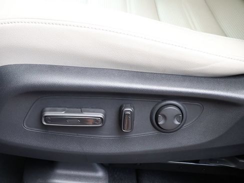Used 2024 Honda CR-V EX-L image 35