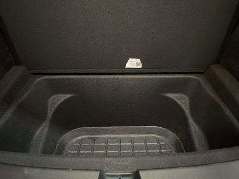 Used 2023 Tesla Model Y Performance image 79