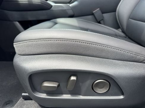 New 2026 GMC Terrain Elevation FWD image 12