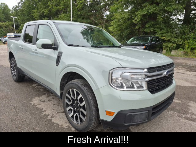 Used 2023 Ford Maverick Lariat FWD image 2