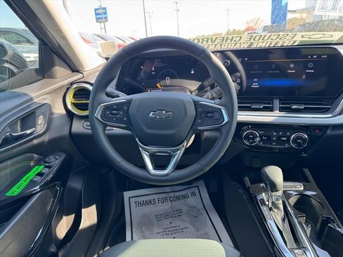 New 2026 Chevrolet Trax LT w/ Driver Confidence Package FWD image 9