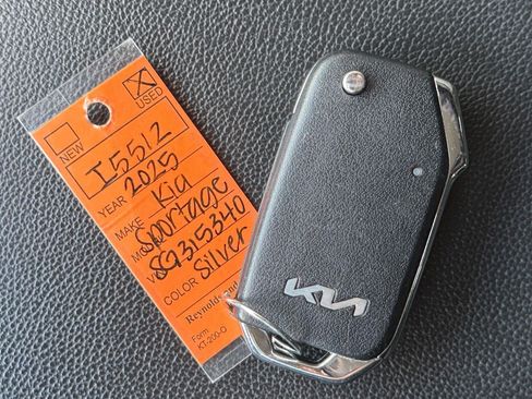 Used 2025 Kia Sportage LX AWD/4WD image 44