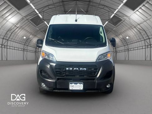 Used 2026 RAM ProMaster 2500 w/ Convenience Group FWD image 5