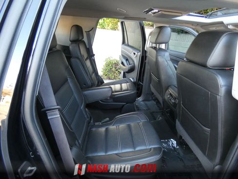 Used 2017 GMC Yukon Denali w/ Open Road Package RWD image 31