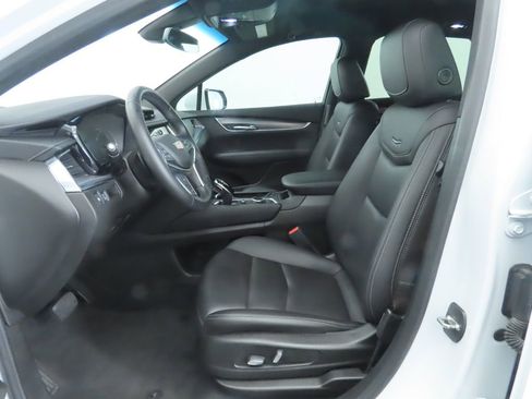 Used 2021 Cadillac XT5 Luxury image 19
