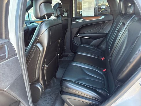 Used 2019 Lincoln MKC Reserve w/ MKC Climate Package image 4
