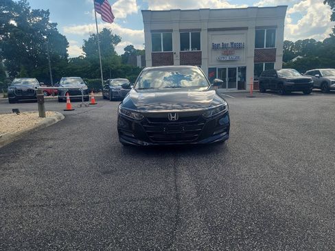 Used 2020 Honda Accord Sport image 2
