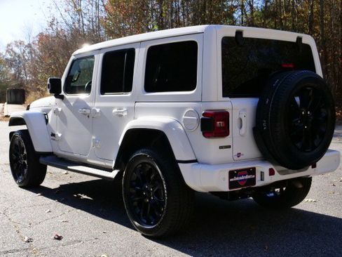 Used 2021 Jeep Wrangler Unlimited Sahara image 20