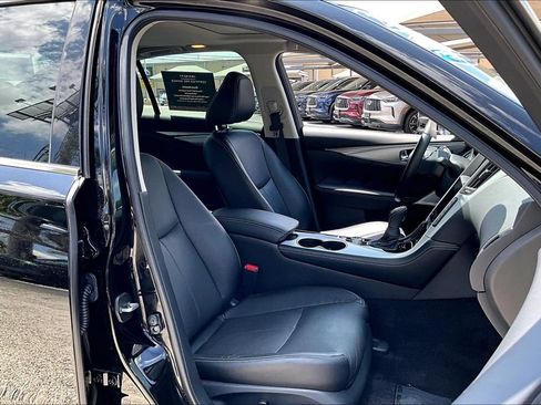 Used 2023 INFINITI Q50 Luxe w/ Cargo Package RWD image 9