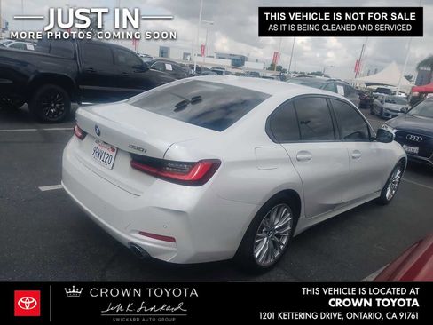 Used 2023 BMW 330i xDrive Sedan w/ Driving Assistance Package AWD/4WD image 2