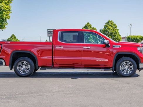 Used 2025 GMC Sierra 1500 SLT w/ SLT Convenience Package AWD/4WD image 5