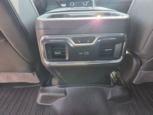 Used 2022 GMC Sierra 1500 Denali AWD/4WD image 44