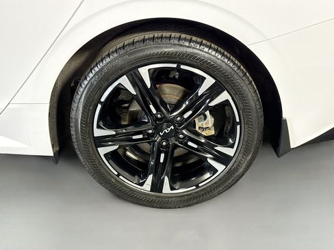 Used 2024 Kia K5 GT-Line w/ GT-Line Premium Package FWD image 10
