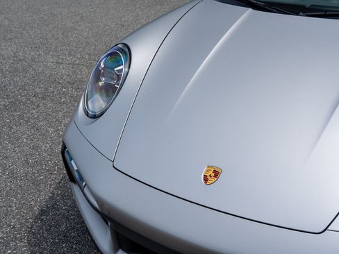 Certified 2022 Porsche 911 Turbo S AWD/4WD image 18