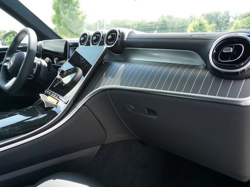 Certified 2025 Mercedes-Benz GLC 300 4MATIC image 66