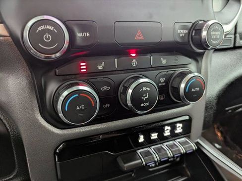 Used 2022 RAM 1500 Big Horn AWD/4WD image 13