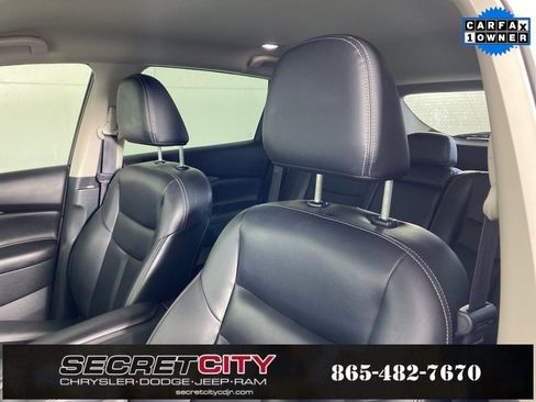 Used 2022 Nissan Murano SV w/ SV Midnight Edition Package image 10