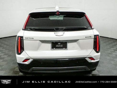Used 2025 Cadillac Optiq Luxury 1 AWD/4WD image 28