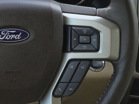 Used 2018 Ford F150 Lariat RWD image 18