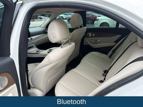 Used 2021 Mercedes-Benz E 350 4MATIC Sedan image 6