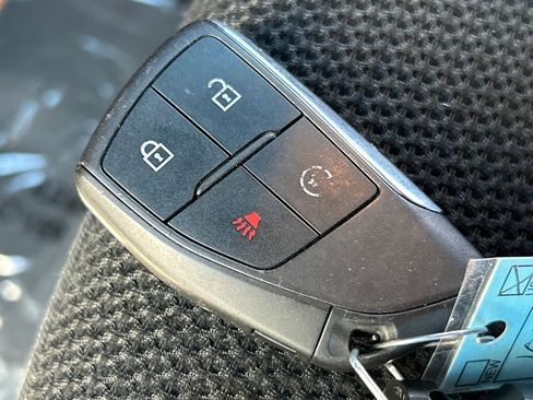 Used 2024 Chevrolet Colorado LT w/ LT Convenience Package II image 32