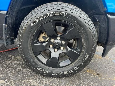 Used 2023 RAM 1500 Big Horn AWD/4WD image 4