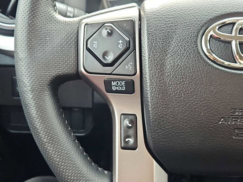 Used 2022 Toyota Tacoma SR5 AWD/4WD image 21
