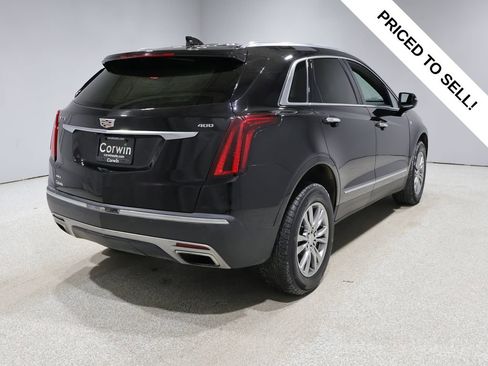 Used 2022 Cadillac XT5 Premium Luxury AWD/4WD image 2