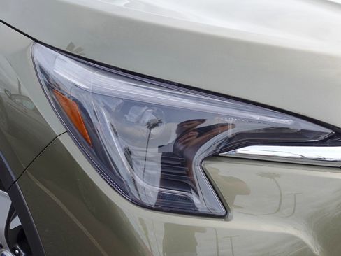 Certified 2023 Subaru Ascent Premium image 2