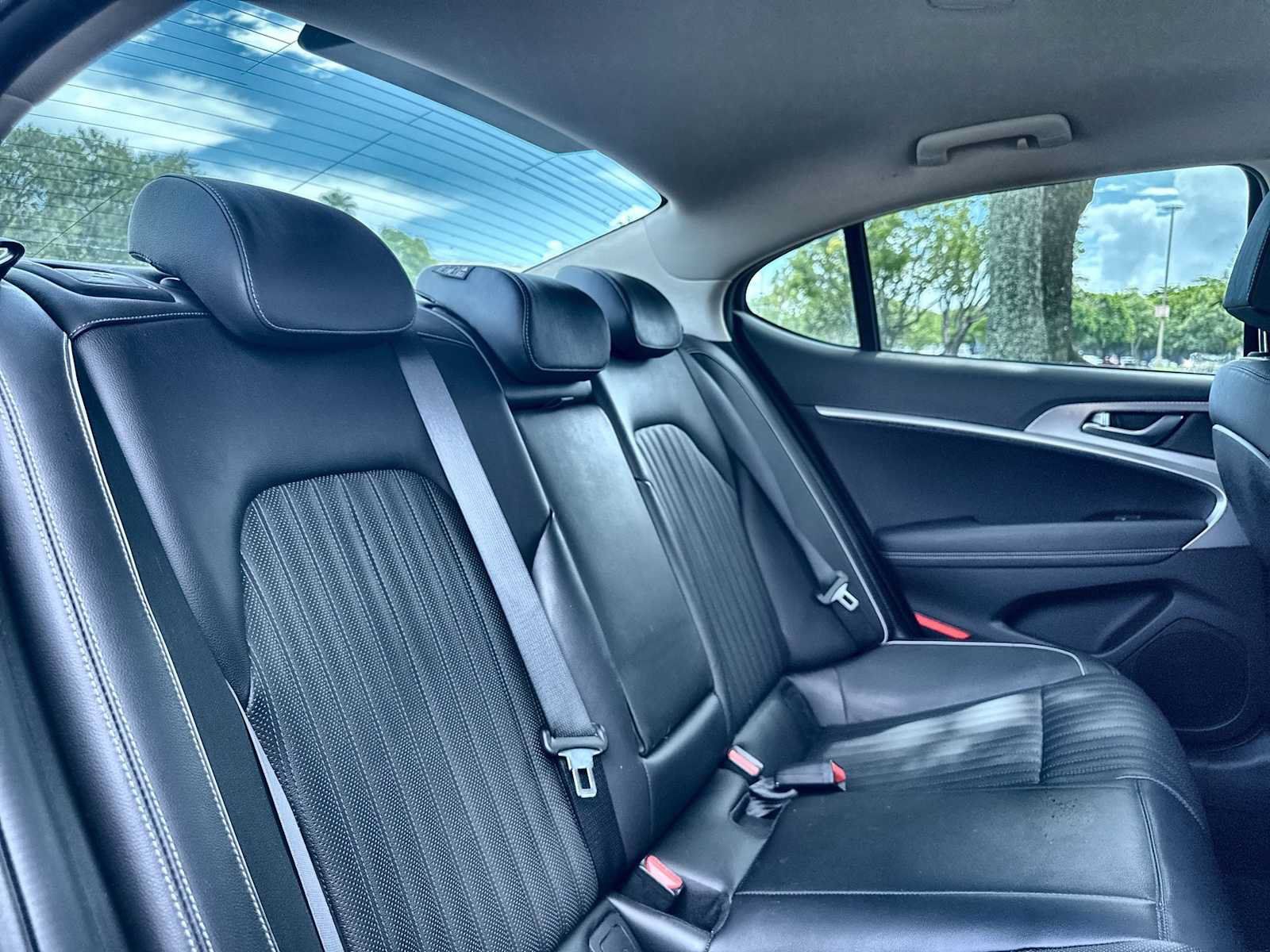 Used 2023 Genesis G70 2.0T RWD image 26
